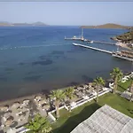 Cocos The Club Hotel
