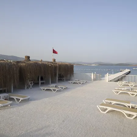 מלון Cocos The Club