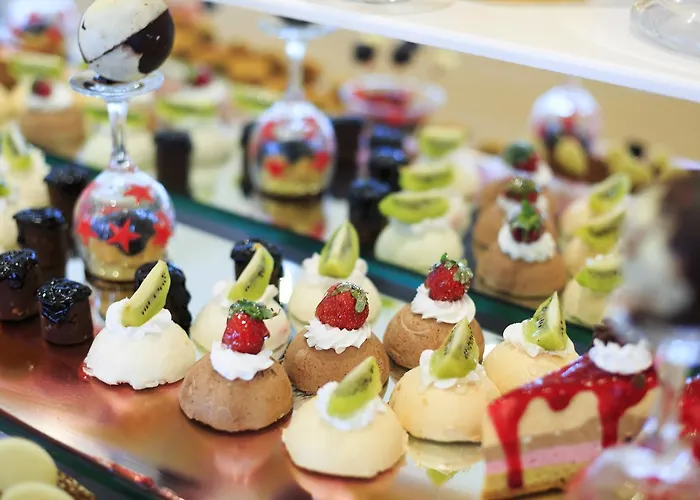 Cocos The Club Отель